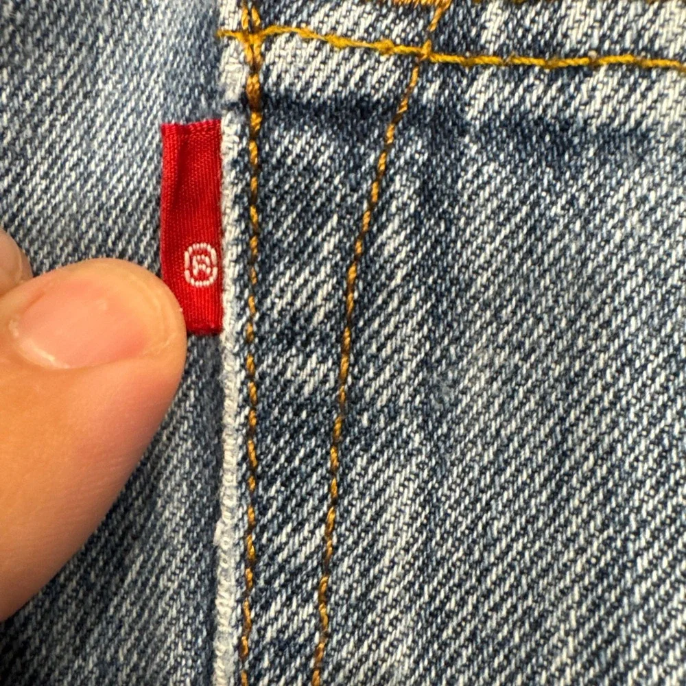 Levi's Jeans Mens 36x30 Blue 501 Straight Leg Button Fly‎ Denim Work Distressed